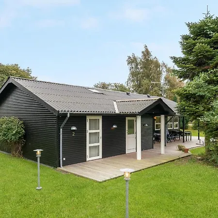 3 Bedroom Stunning Home In Vaeggerlose *