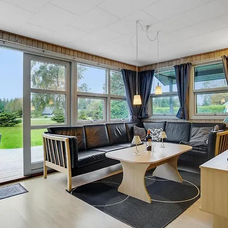 3 Bedroom Stunning Home In Vaeggerlose *