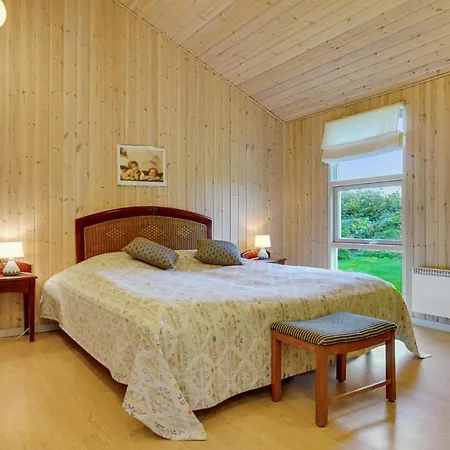 Holiday home 3 Bedroom Lovely In Vaeggerlose Boto By